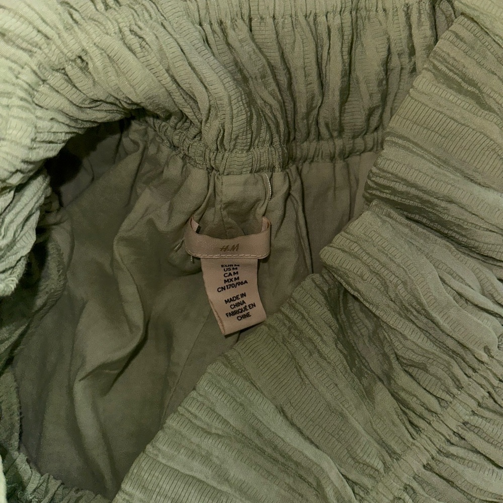 Sage green crinkle off the shoulder dress - Picture 6 of 8
